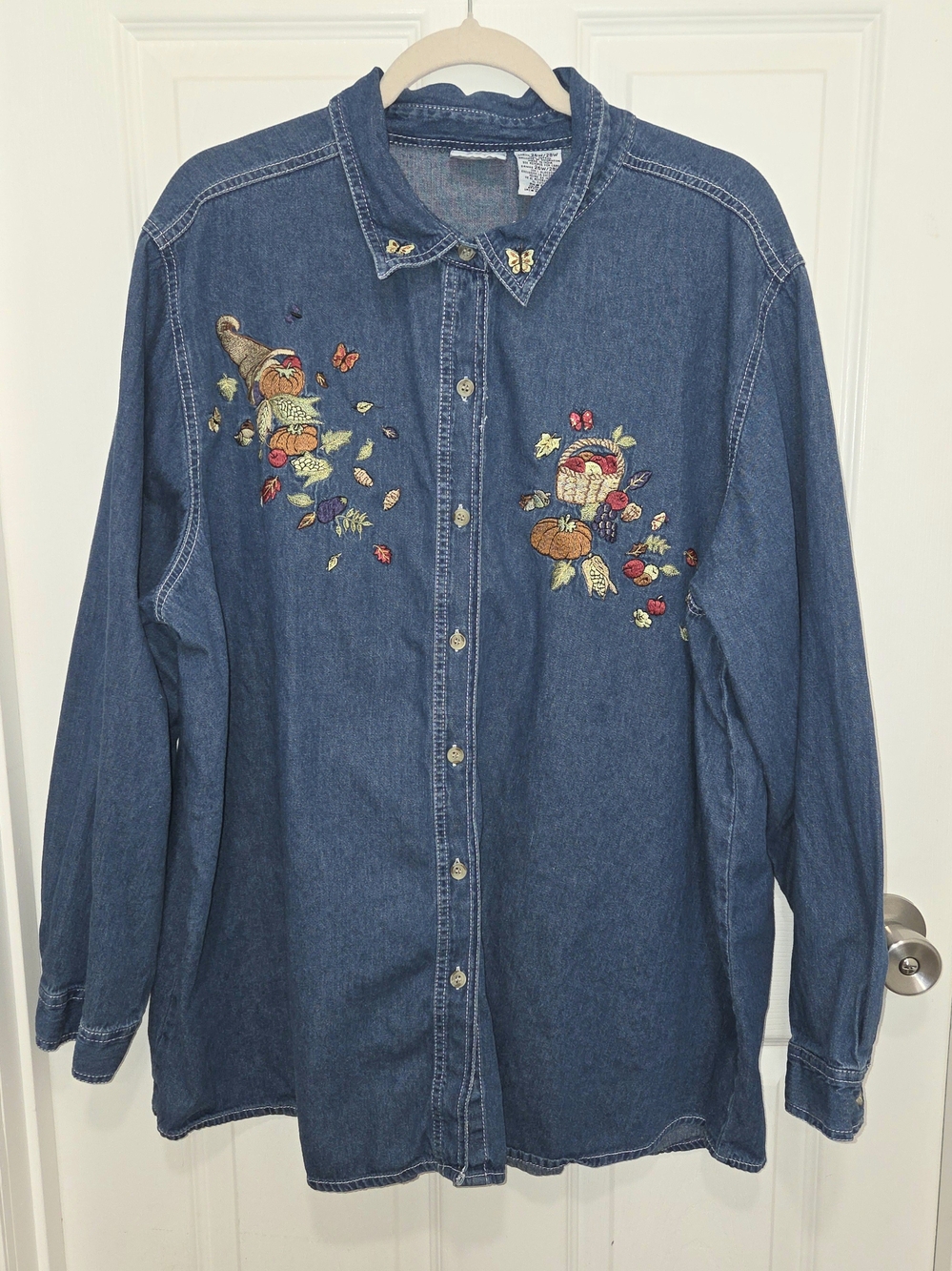 VTG Bobbie Brooks Fall Embroidered Denim Jean Button Up Shirt Plus Size-26W/28W.